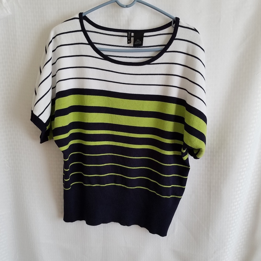 New Direction Black, Green & White Sweater Blouse